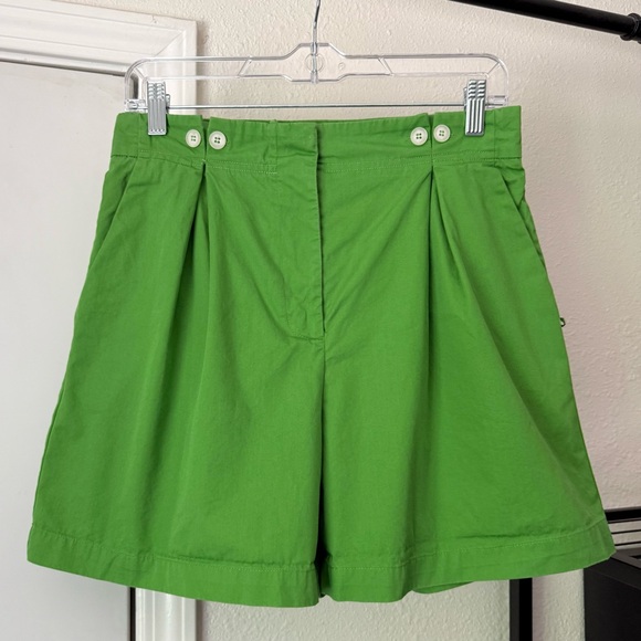 OTTOD’AME Kelly green pleated front Bermuda summer shorts
